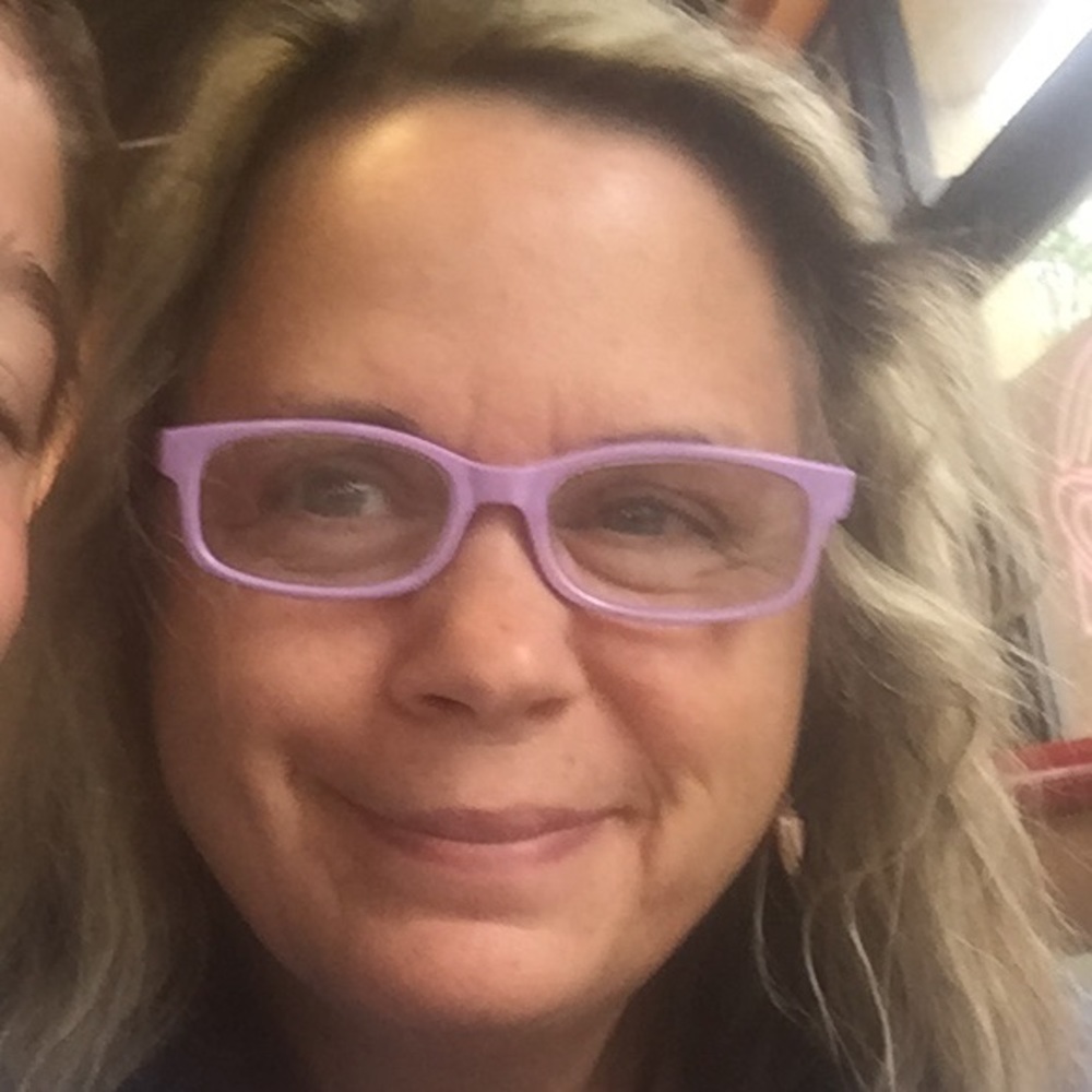 Meet your Posher, Deborah